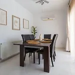 Magnolia - Luxury 4-br Retreat With Pool בית נופש פאהיה