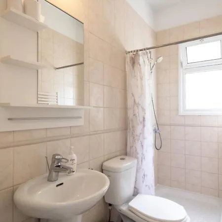 Ferienhaus 4-bedroom With Heated Pool