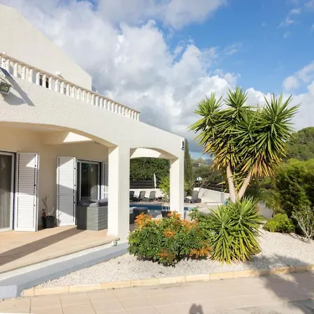 Ferienhaus 4-bedroom With Heated Pool *