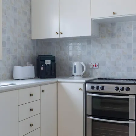 Magnolia - Luxury 4-br Retreat With Pool *