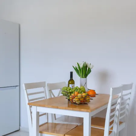 Casa vacanze Magnolia - Luxury 4-br Retreat With Pool Peyia