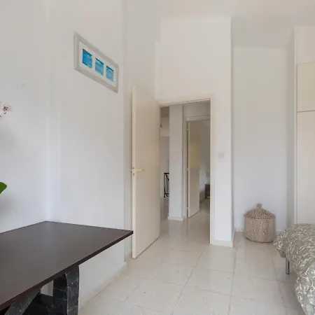 Magnolia - Luxury 4-br Retreat With Pool Casa vacanze Peyia