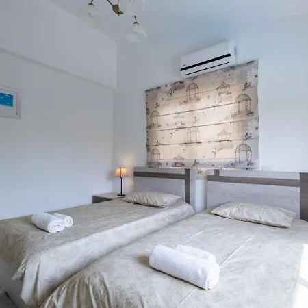 Magnolia - Luxury 4-br Retreat With Pool Casa vacanze Peyia