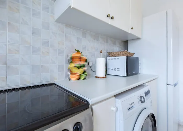 Magnolia - Luxury 4-br Retreat With Pool Casa vacanze *