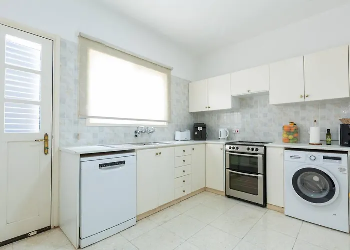 Magnolia - Luxury 4-br Retreat With Pool Casa vacanze